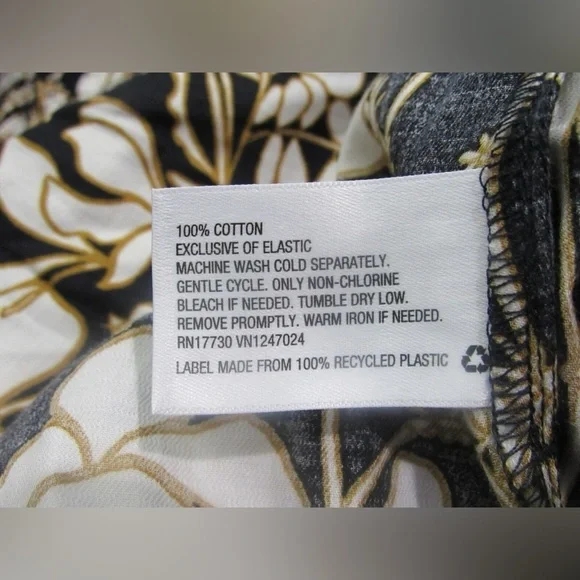 Women's Puff Elbow Sleeve Peplum T-Shirt - Ava & Viv Black Floral - Picture 6 of 7